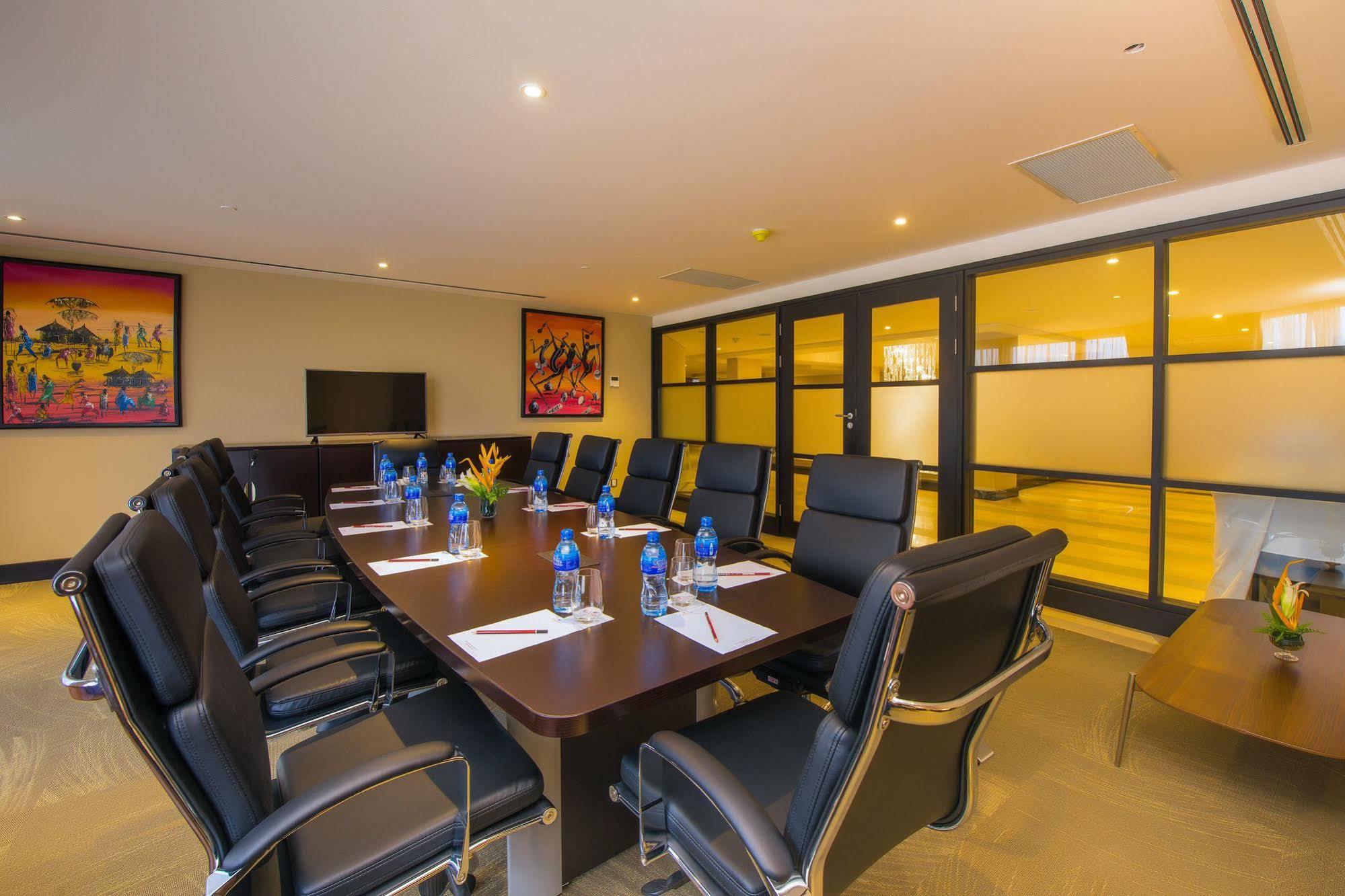 Ramada Resort By Wyndham Dar Es Salaam Exterior foto